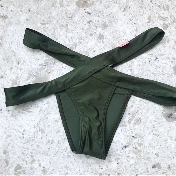 Forever 21 Other - F21 lowrise cheeky bikini bottom dual strap